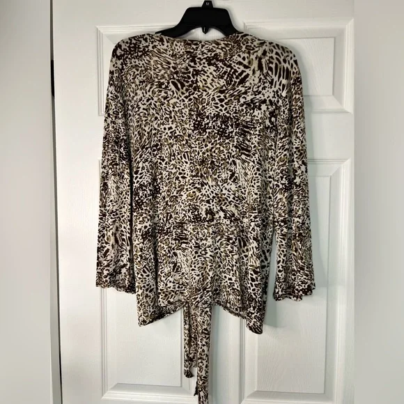 Chico's Brown and Cream Patterned Top - Picture 5 of 5